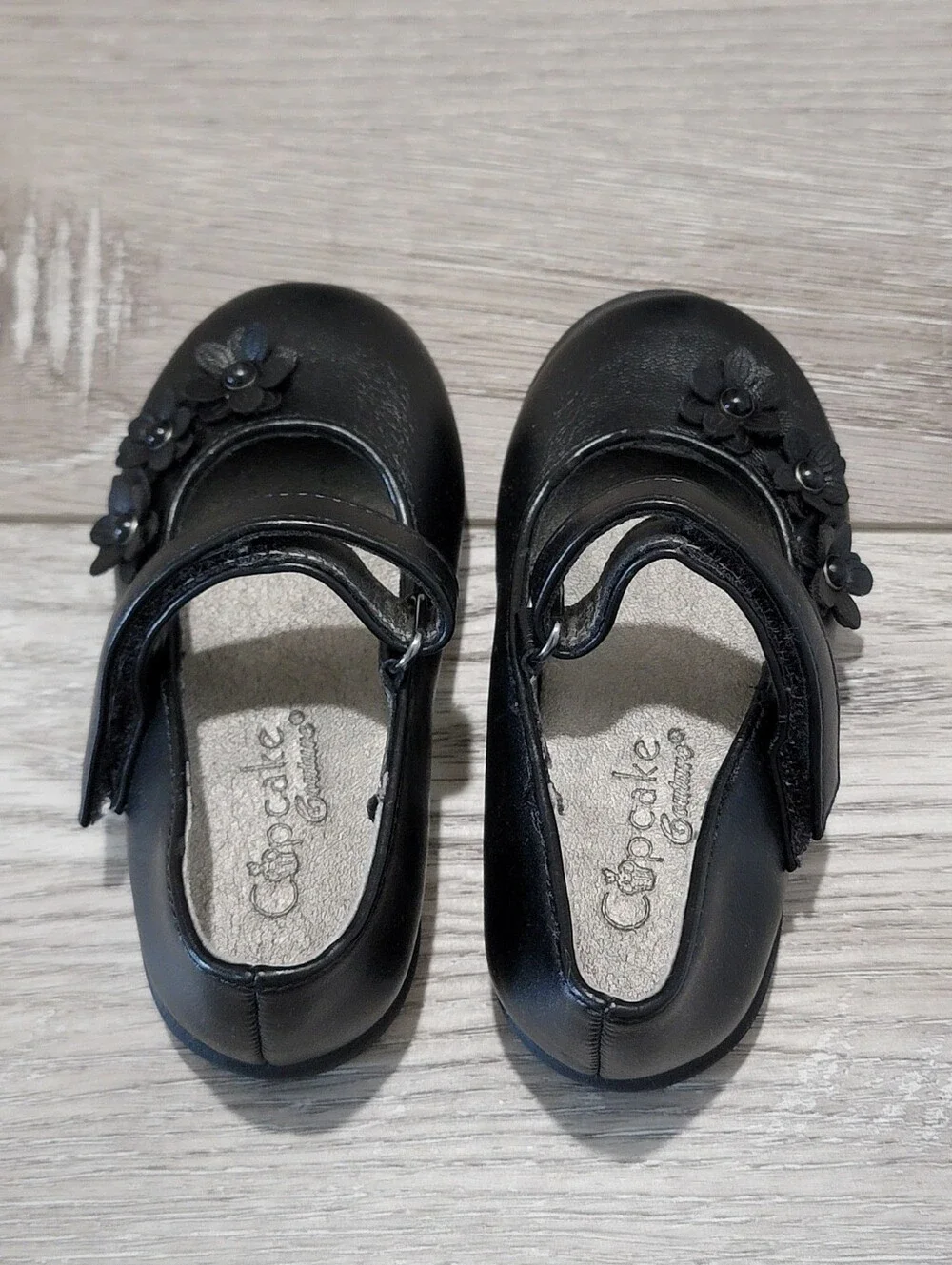Cupcake Couture Black Girls' Mary Jane Dress Shoes with Floral Trim (Sz 5)